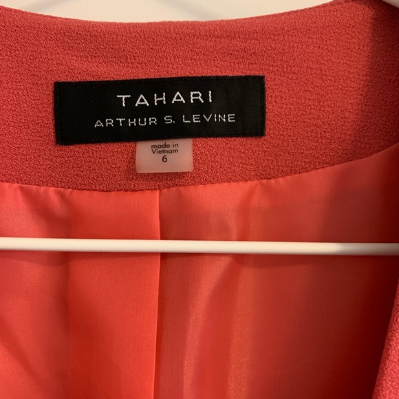 TAHARI Bell Sleeves Pink Blazer - Picture 2 of 7